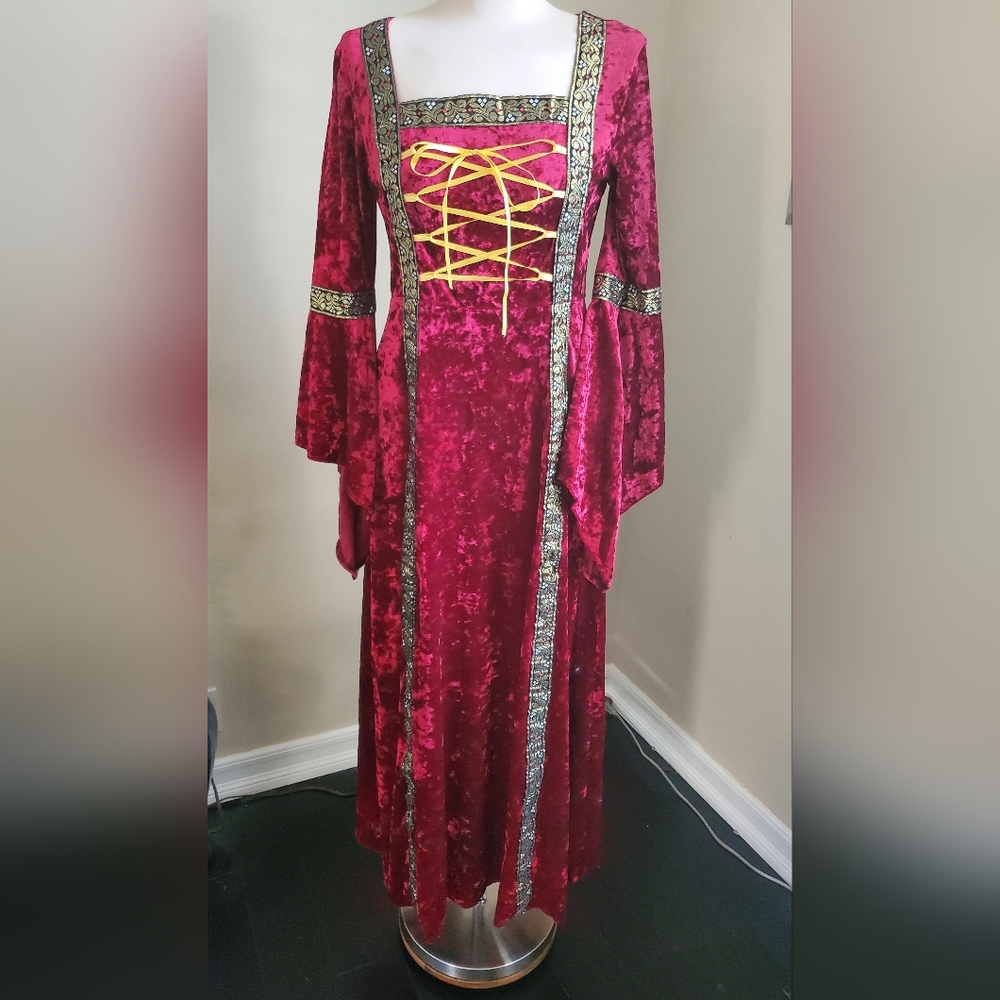 RENAISSANCE Fair Maiden Costume NWOT